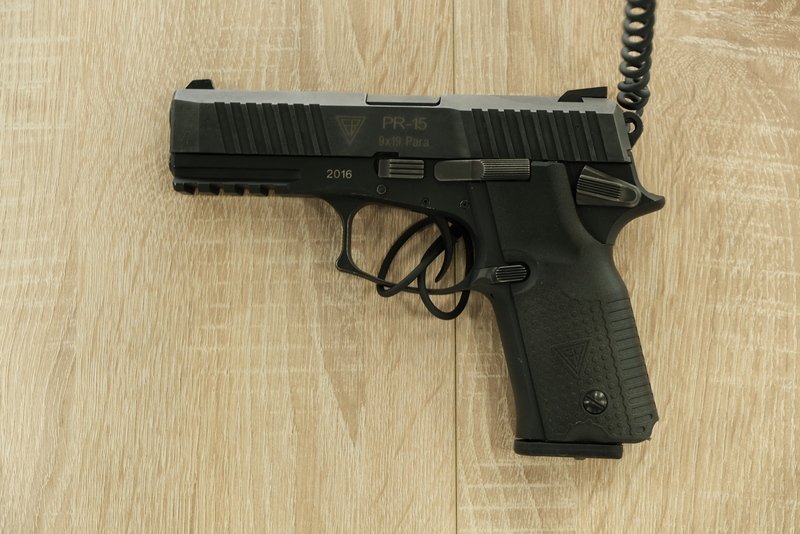 Pistolet FB Radom PR-15