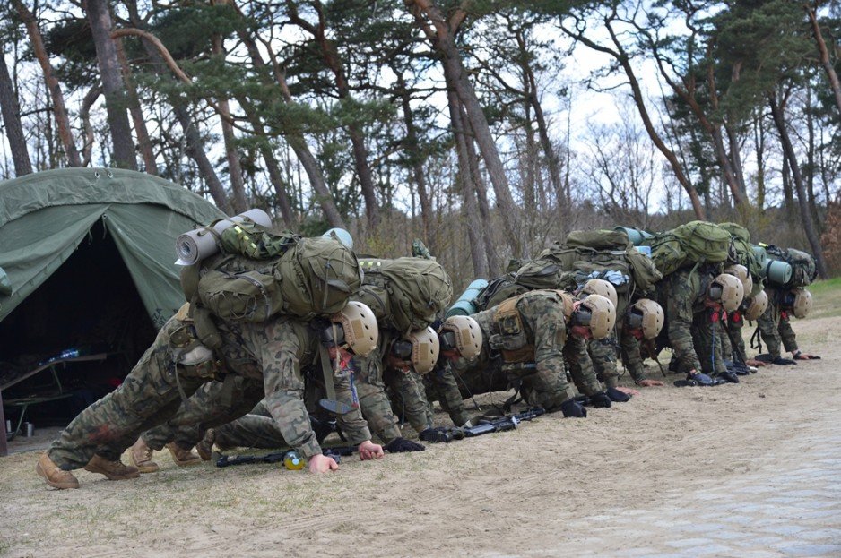 HELL WEEK - selekcja do Oddziału Specjalnego Żandarmerii Wojskowej (OSŻW) w Warszawie - Ustka, 23-29 kwietnia 2016 r.