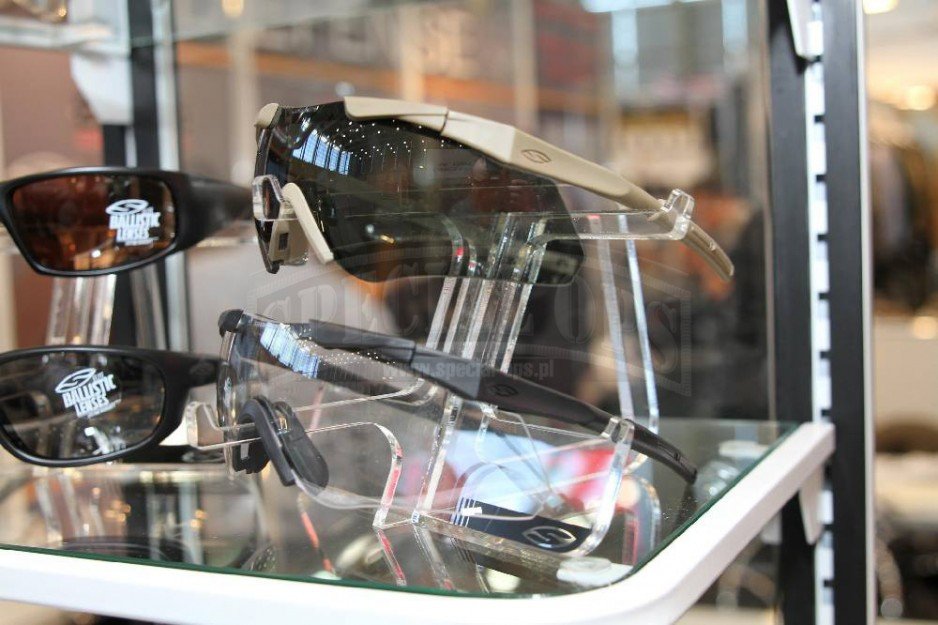 Okulary balistyczne Aegis firmy Smith Optics.