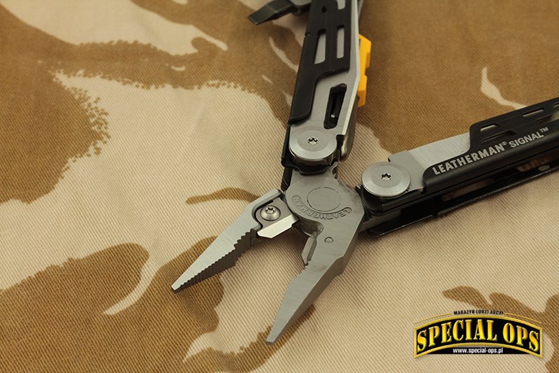 Leatherman Signal