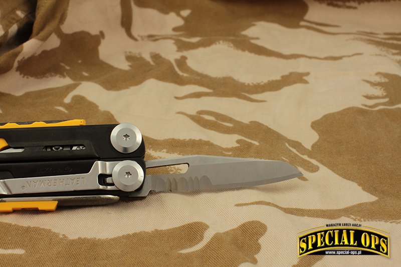 Leatherman Signal