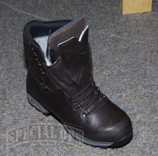 Zimowe buty Bundeswehry Meindl SO12