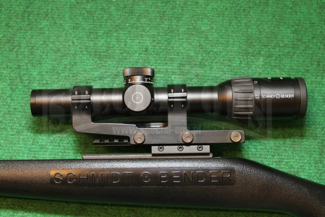 Celownik optyczny 1-8x24 Short Dot formy Schmidt&Bender.