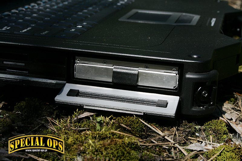 Laptop NoteStar NB1502.
