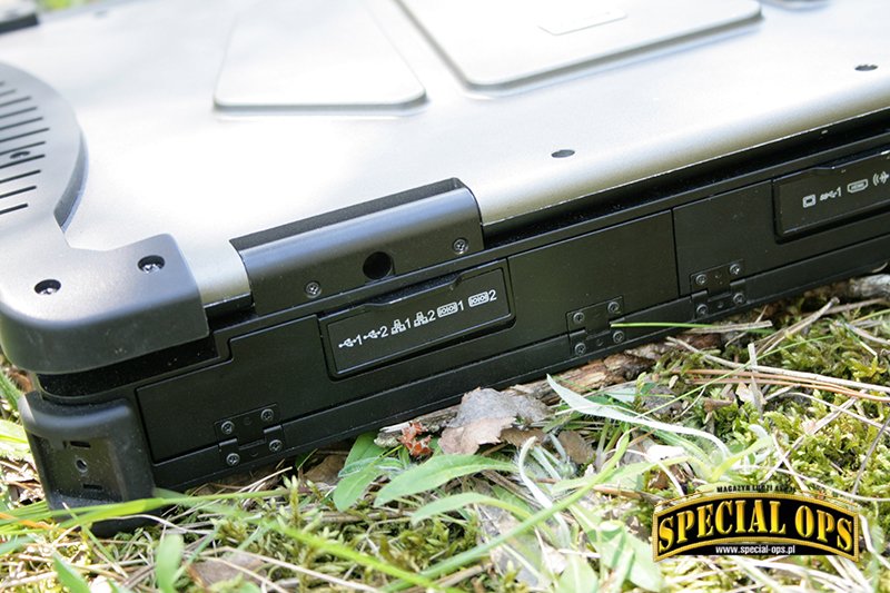 Laptop NoteStar NB1502.