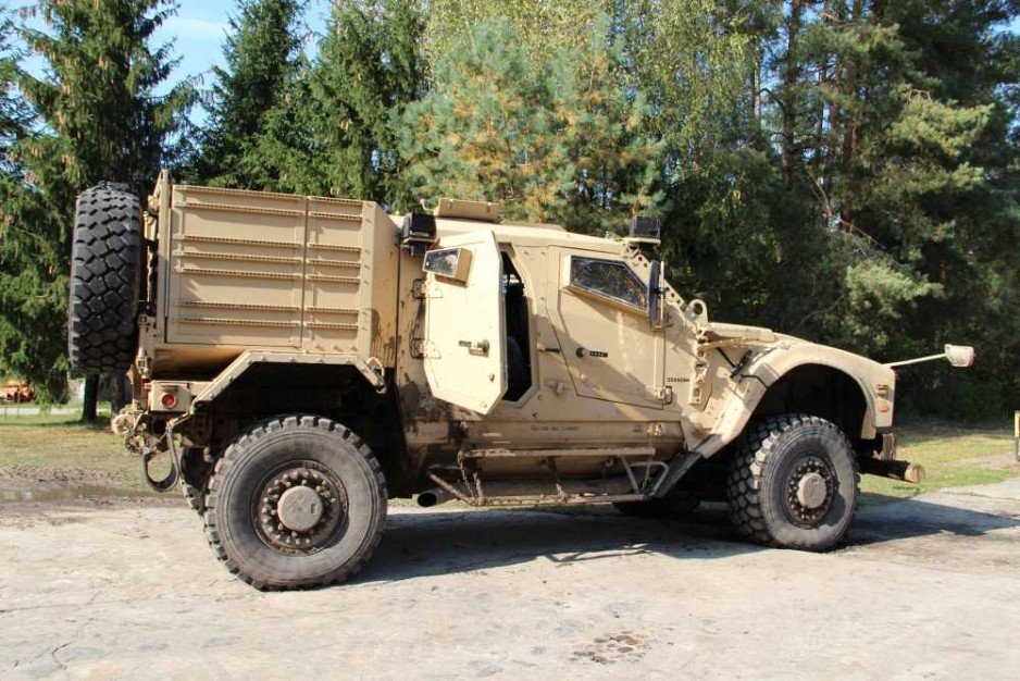 Tylną częśść M-ATV SF stanowi opancerzona przestrzeń ładunkowa, w której można umieścić dodatkowe stanowiska strzeleckie.