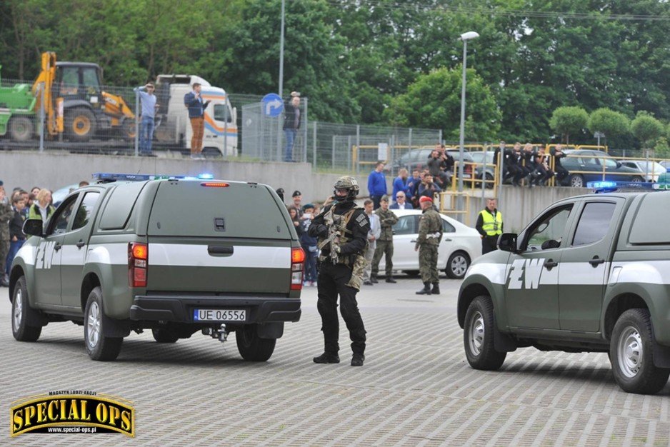 Ostróda, 1 czerwca 2017 r. - targi Pro Defense - pokaz OSŻW Warszawa.