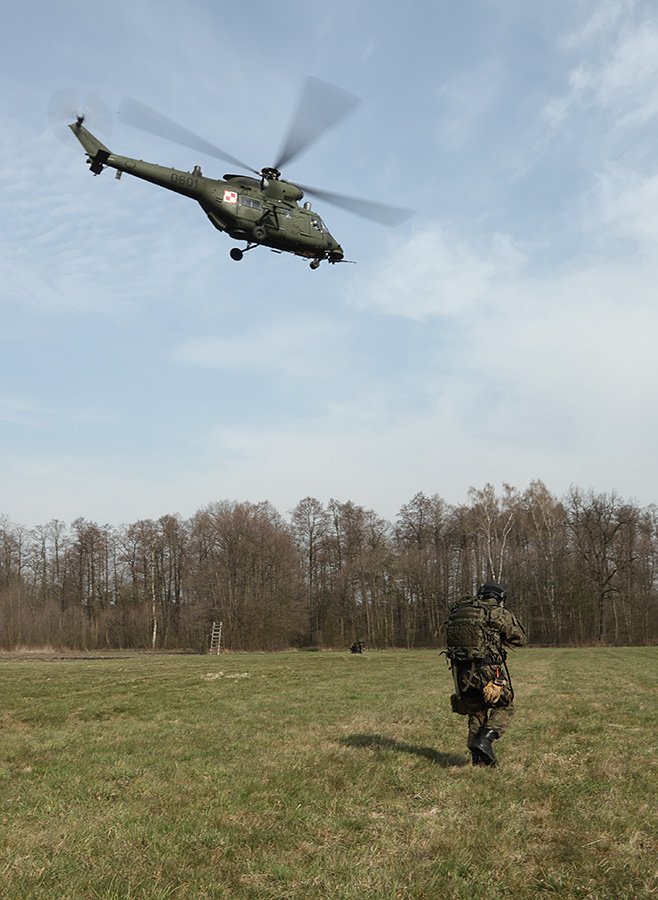 Odzyskiwanie izolowanego personelu - zintegrowane szkolenie lotnicze.