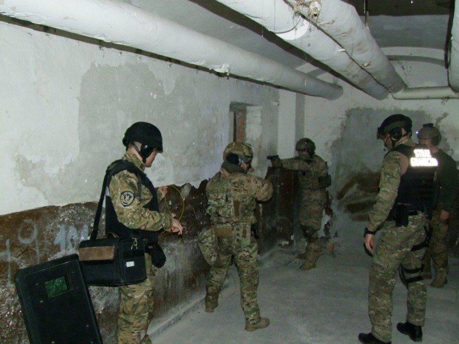 Szkolenie minersko–pirotechniczne Morskiego Oddziału Straży Granicznej, Samodzielnego Pododdziału Antyterrorystycznego Policji w Gdańsku i żołnierzy Jednostki Wojskowej FORMOZA.