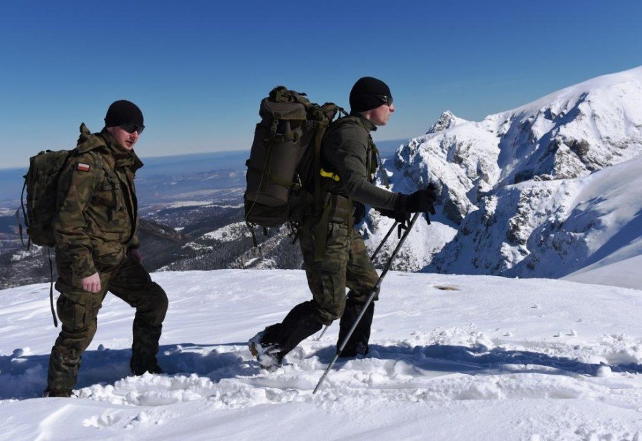 Szkolenie kondycyjne strzelców wyborowych 21. Brygady Strzelców Podhalańskich w Tatrach.