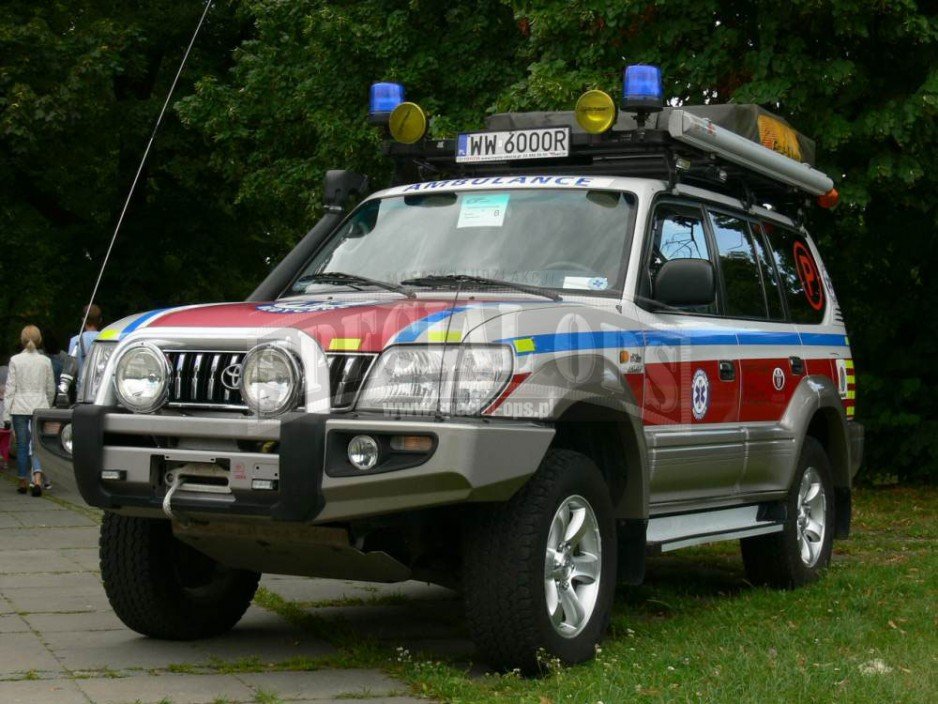 Pojazd ratownictwa medycznego.