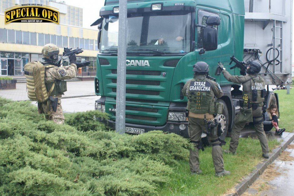 IV Zawody i Warsztaty Ratownictwa Taktycznego Grup Interwencyjnych Służby Więziennej Tactical Prison Rescue - 23-26.05.2017 - Wołów/Brzeg Dolny. - stacja: DEPTAK.
