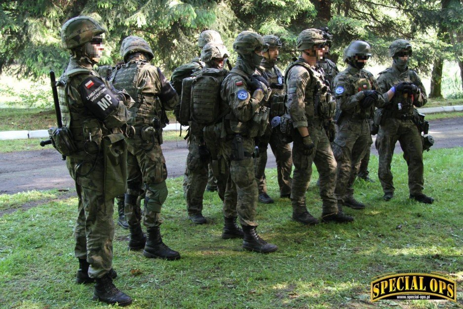 IV Zawody i Warsztaty Ratownictwa Taktycznego Grup Interwencyjnych Służby Więziennej Tactical Prison Rescue - 23-26.05.2017 - Wołów/Brzeg Dolny. - stacja: LEŚNICZÓWKA.