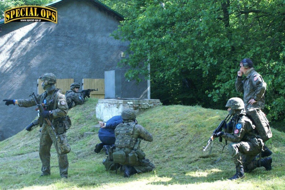 IV Zawody i Warsztaty Ratownictwa Taktycznego Grup Interwencyjnych Służby Więziennej Tactical Prison Rescue - 23-26.05.2017 - Wołów/Brzeg Dolny. - stacja: LEŚNICZÓWKA.