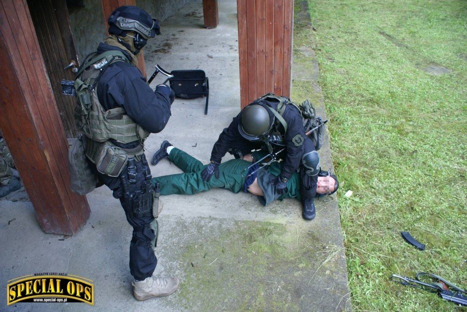 IV Zawody i Warsztaty Ratownictwa Taktycznego Grup Interwencyjnych Służby Więziennej Tactical Prison Rescue - 23-26.05.2017 - Wołów/Brzeg Dolny. - stacja: LEŚNICZÓWKA.