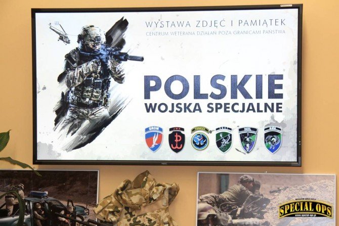 Polskie Wojska Specjalne - wystawa zdjęć i pamiątek w Centrum Weterana