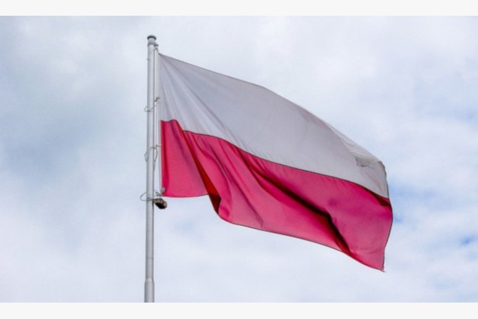 Flaga Polski
Fot. Źr&oacute;dło: Policja.pl