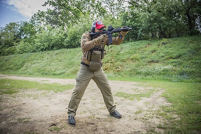 hybrydowe spodnie taktyczne od helikon tex 4