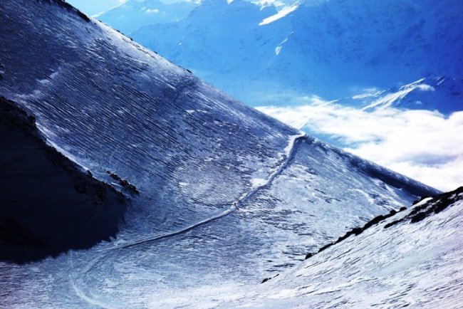 widok na szlak ze szczytu Elbrus