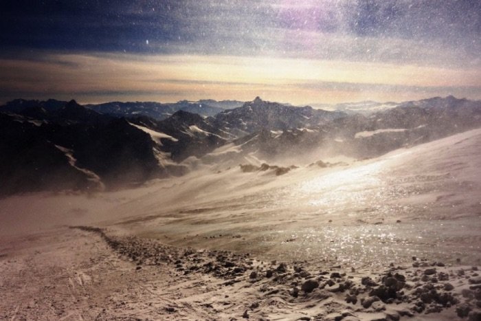 widok ze szczytu Elbrus
