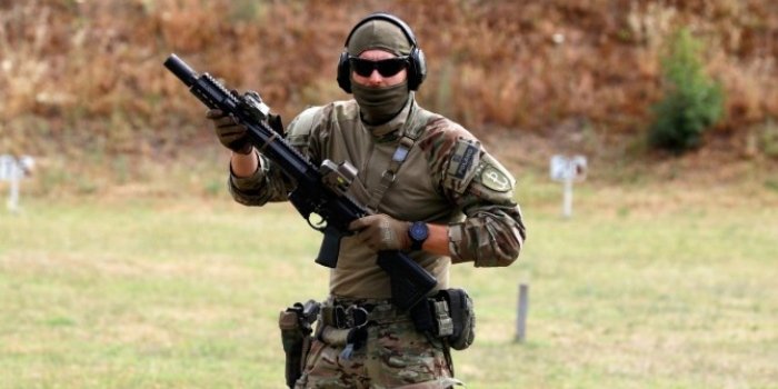 Operator JWK w czasie szkolenia z komandosami gruzińskich sił specjalnych, fot. Ministerstwo Obrony Gruzji
&nbsp;