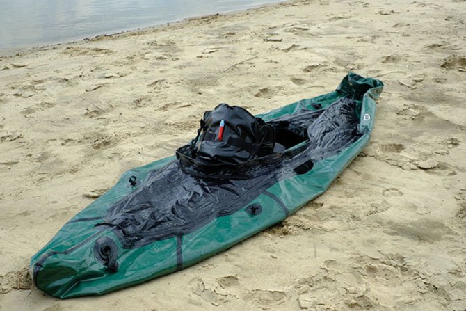 Rozłożony packraft Nomad S1 przed napompowaniem