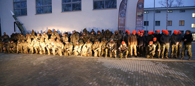 Uczestnicy zawodów Sniper Extreme