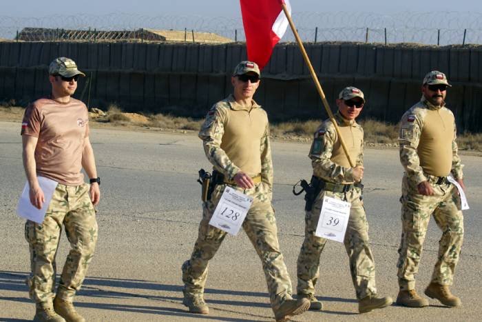 Żołnierze XIII zmiany PKW Irak w czasie biegu Italian March. Fot. DORSZ
