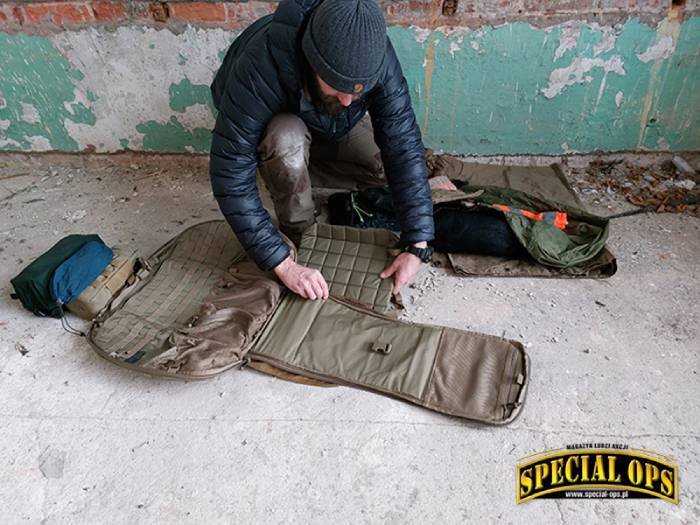 Rozłożony plecak ucieczkowy