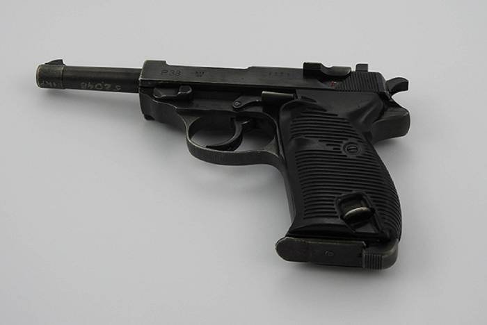 pistolet p38