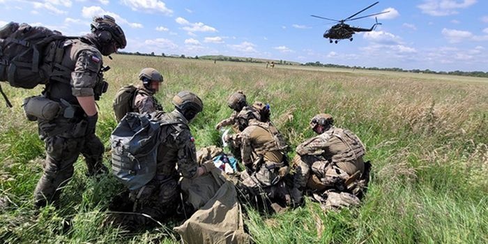 Szkolenie&nbsp;Tactical Combat Casualty Care w Jednostce Wojskowej Komandos&oacute;w. Foto. JWK
