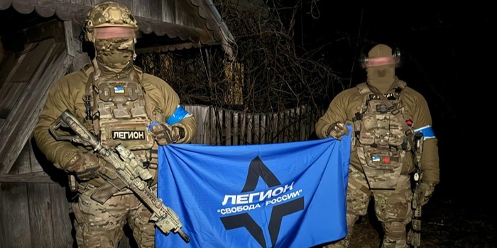 Żołnierze Legionu "Wolność Rosji" w jednej z miejscowości w obwodzie białogrodzkim. Foto. Legion "Wolność Rosji"&nbsp;