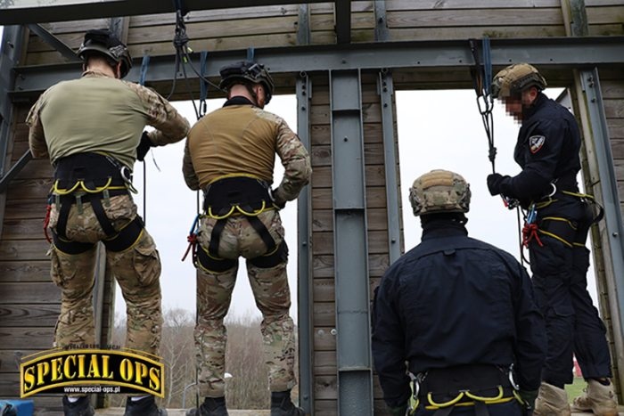 forces cooperation 18