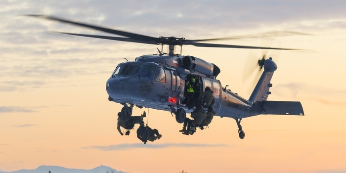 Śmigłowiec S-70i Black Hawk. Foto. Policja