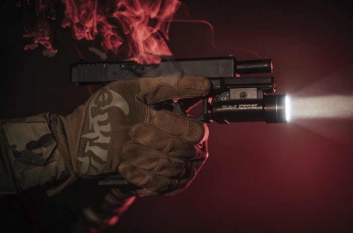 militaria streamlight