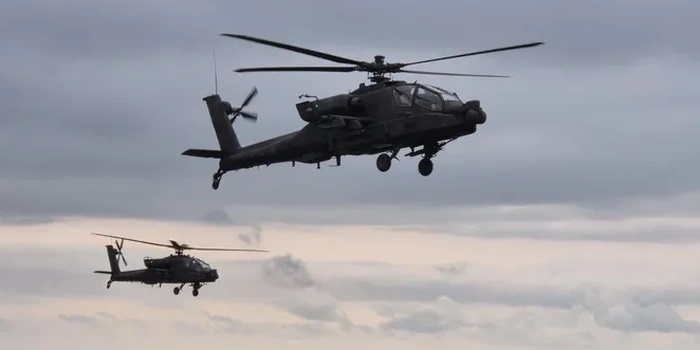Śmigłowce szturmowe AH-64D Apache. Foto. DG RSZ