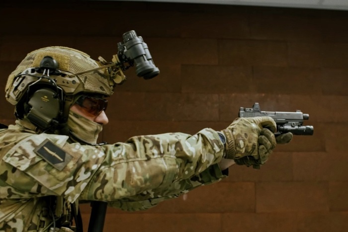 korps commandotroepen holandia 27