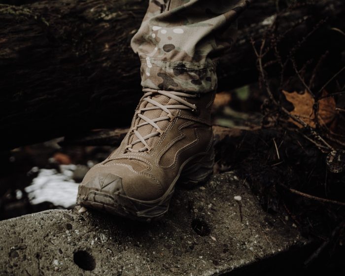 buty taktyczne prabos w lesie