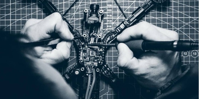 Foto. Tarcza Wsch&oacute;d