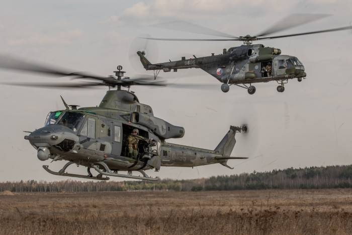 Śmiglowce UH 1y i mi 171s