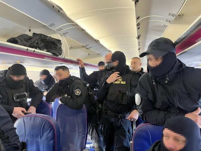 cwiczenia kontrterrorystyczne gdansk 02